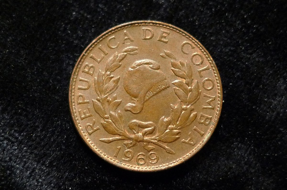 Post-Your-Coins,-Medals-And-Tokens-With-A-Cornucopia
