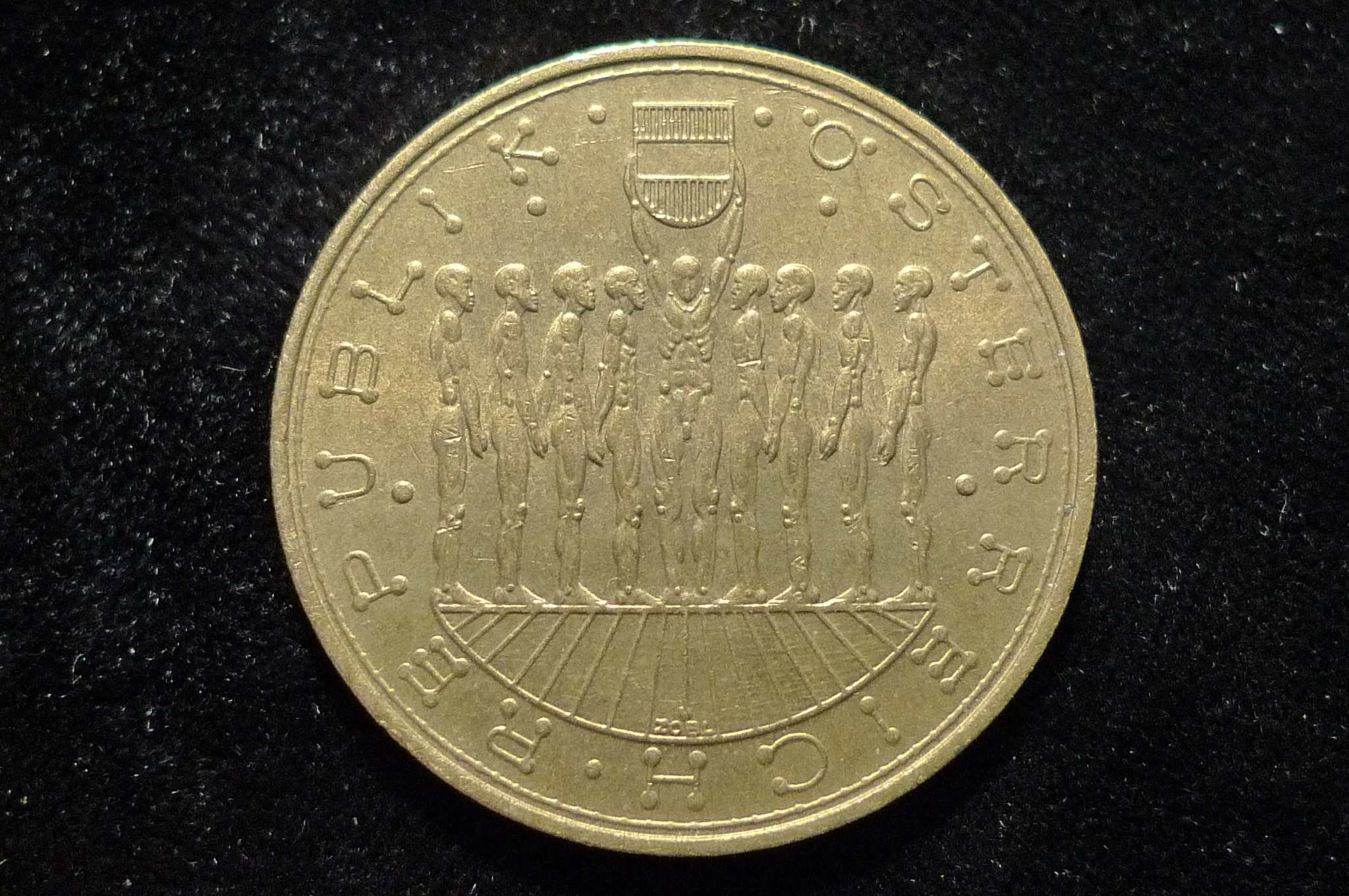 Show-Your-Coins-With-Different-Edges