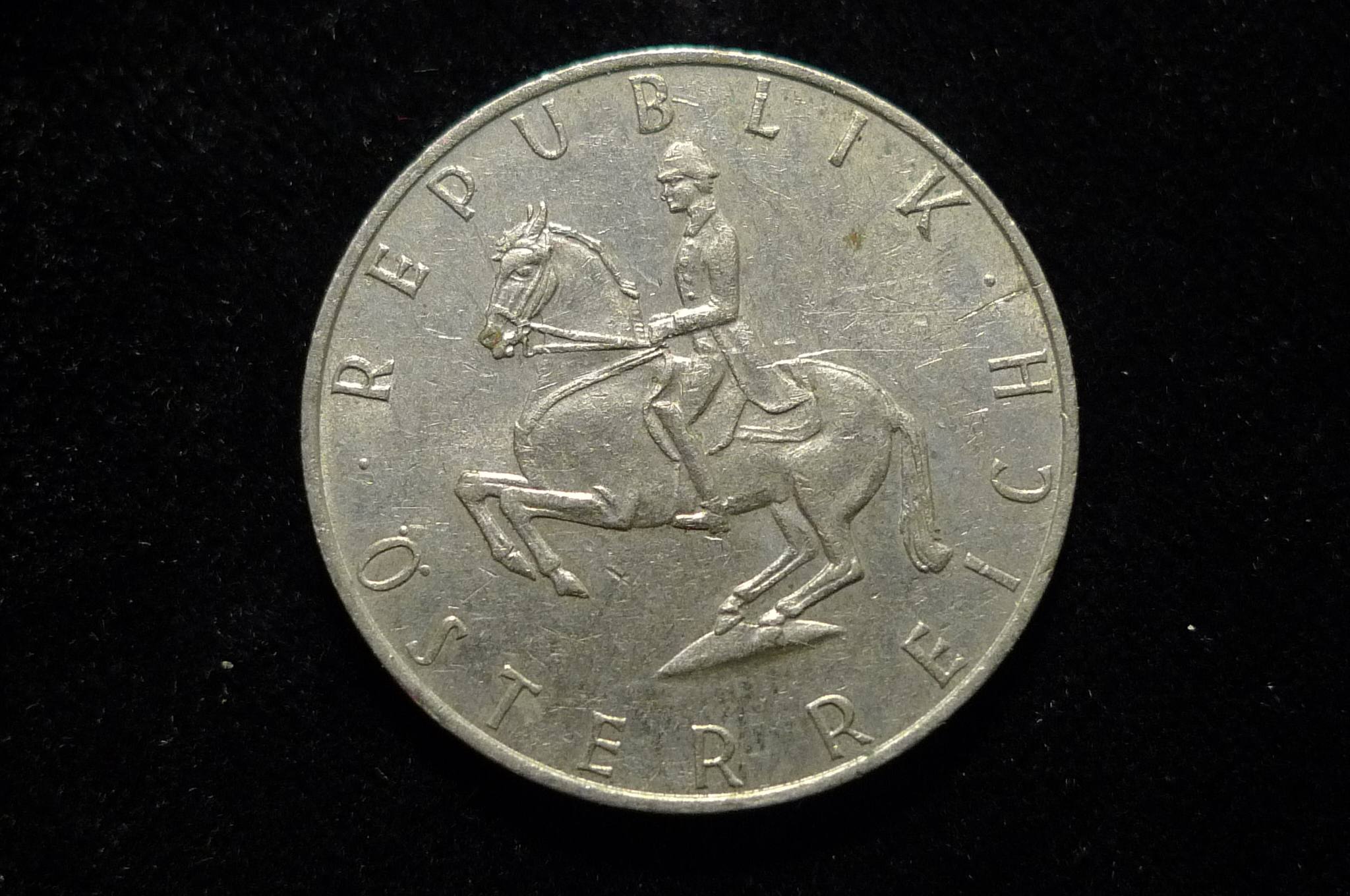 Post-Your-Coins-With-Horses