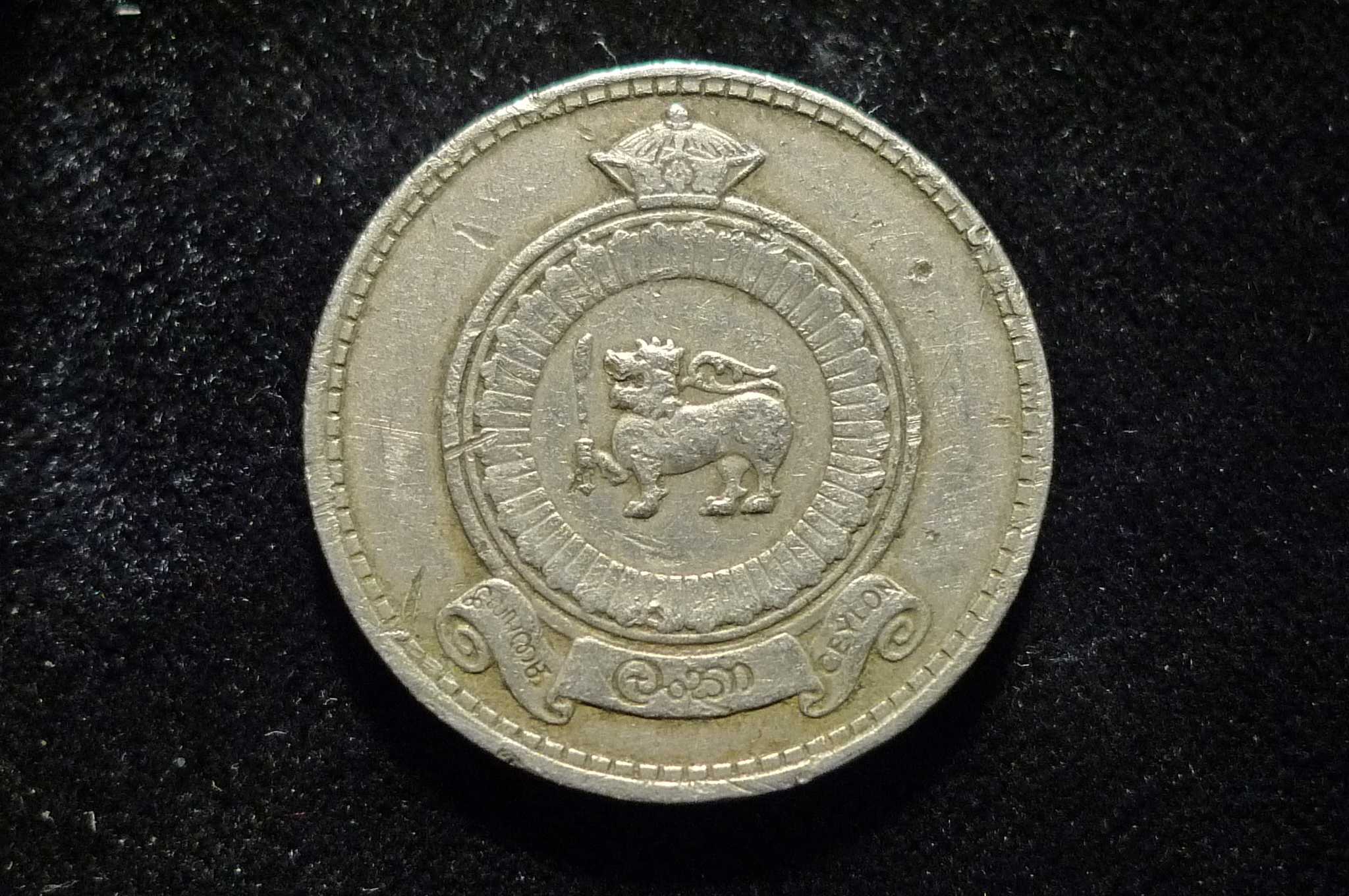 Show-Your-Coins-With-Different-Edges