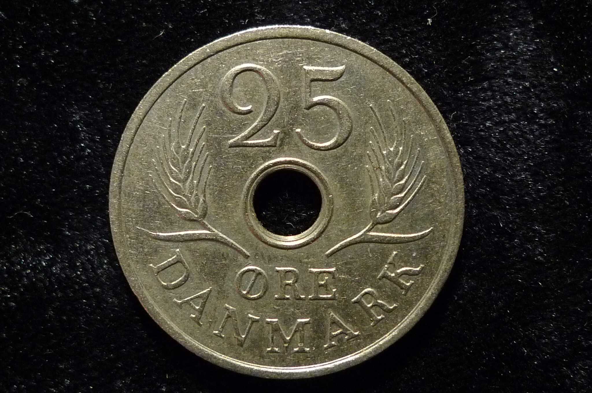 Post-Your-Coins-With-Center-Holes