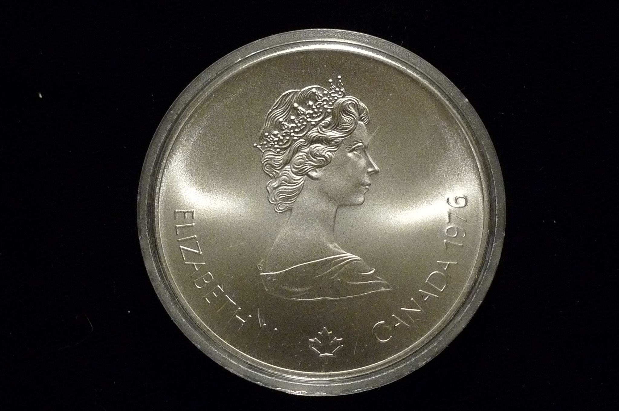 Queen-Elizabeth-II-Memorial-Thread