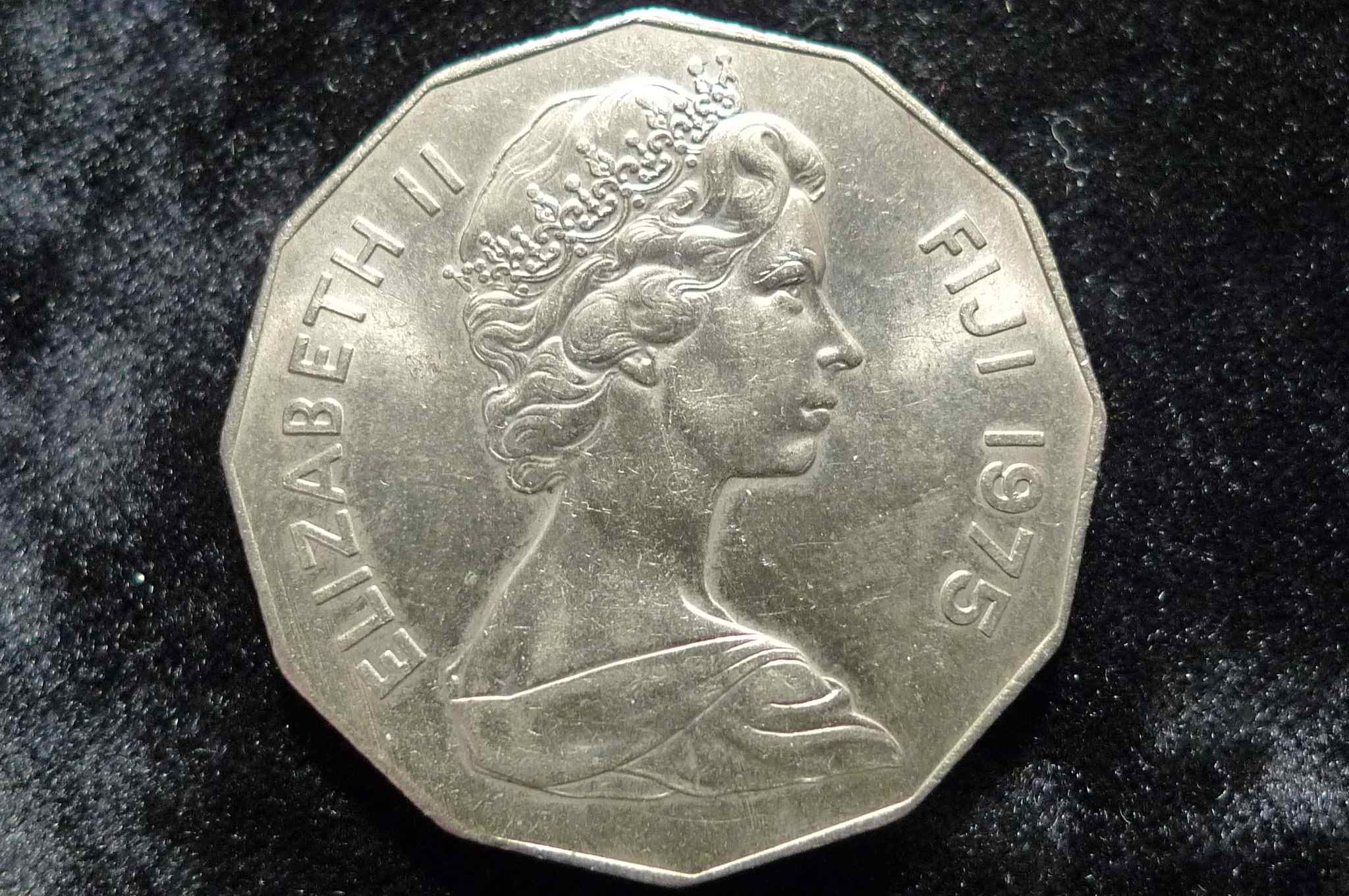 Queen-Elizabeth-II-Memorial-Thread