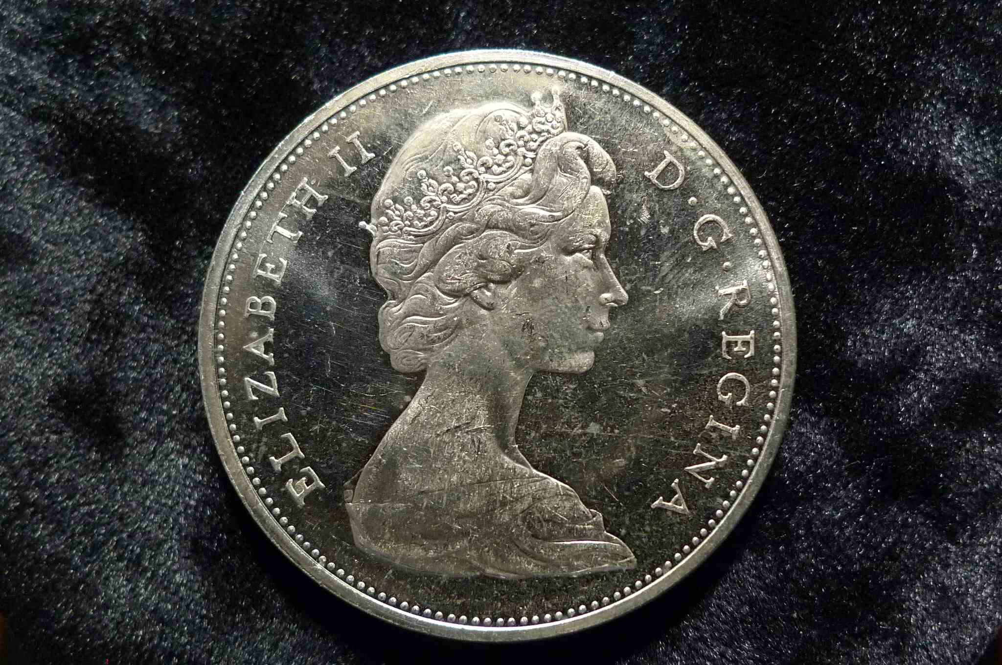 Queen-Elizabeth-II-Memorial-Thread
