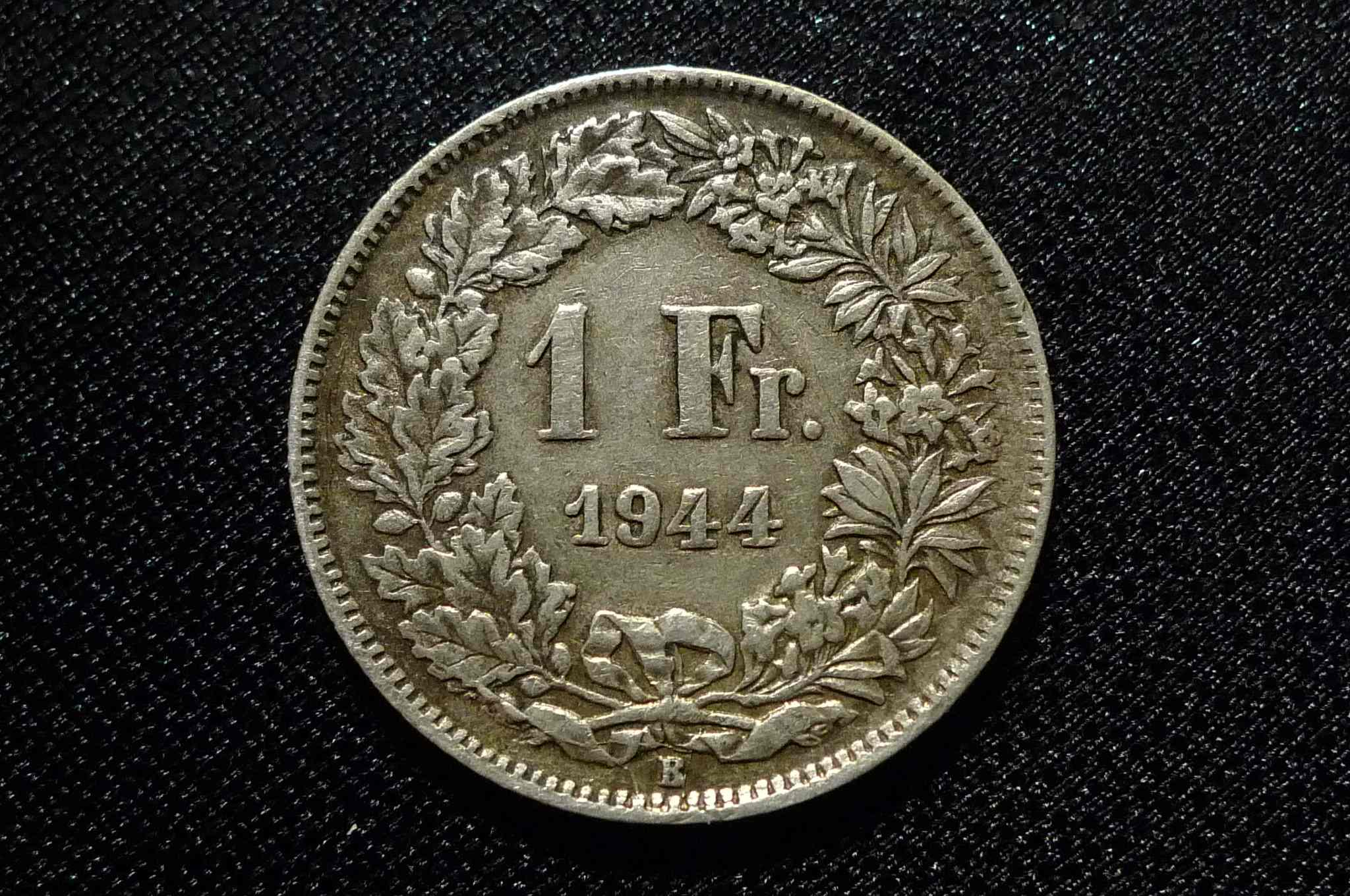 Post-Your-Coins-Depicting-Weaponry!