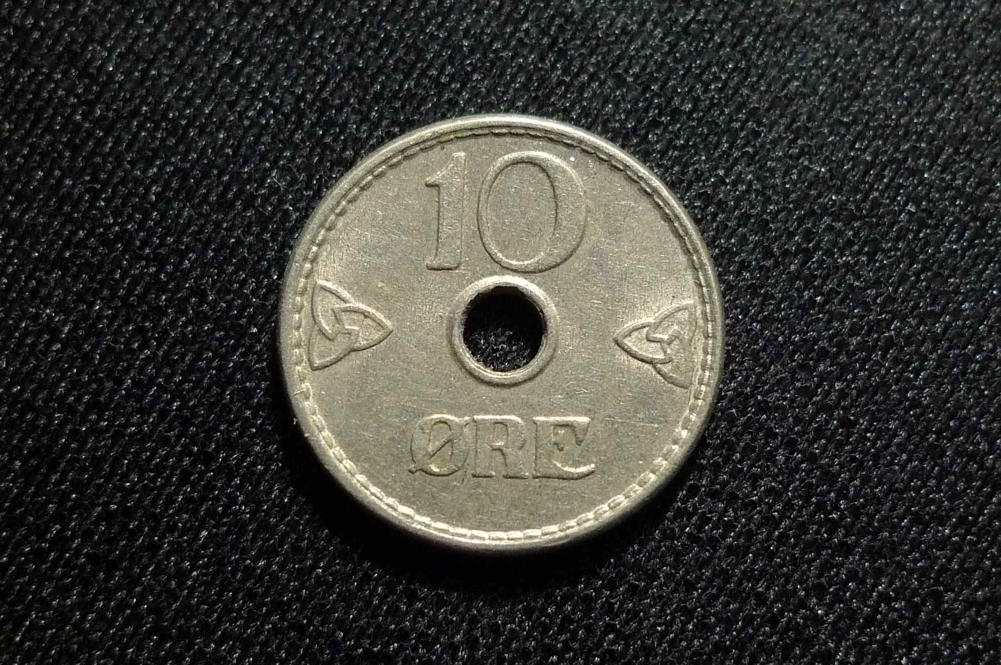 Post-Your-Coins-With-Center-Holes