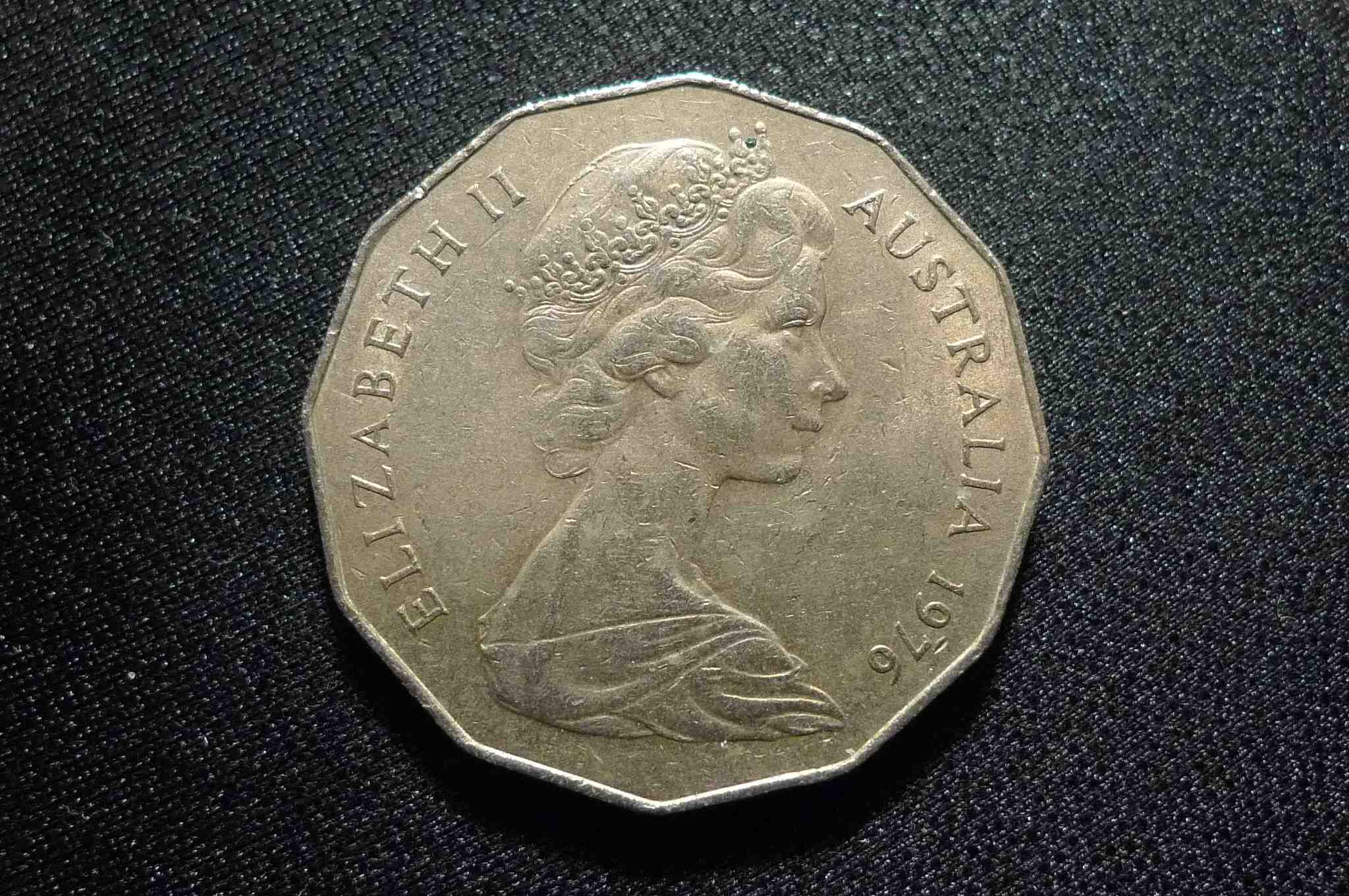 Queen-Elizabeth-II-Memorial-Thread