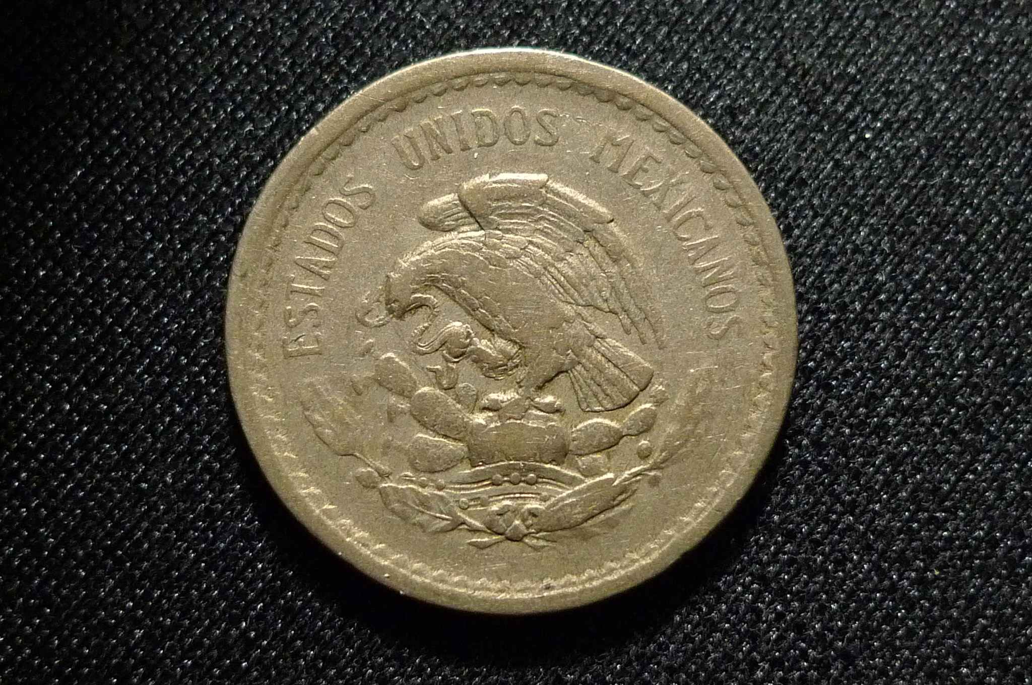 Around-The-World-With-Coins---A-Coin-Geography-Game
