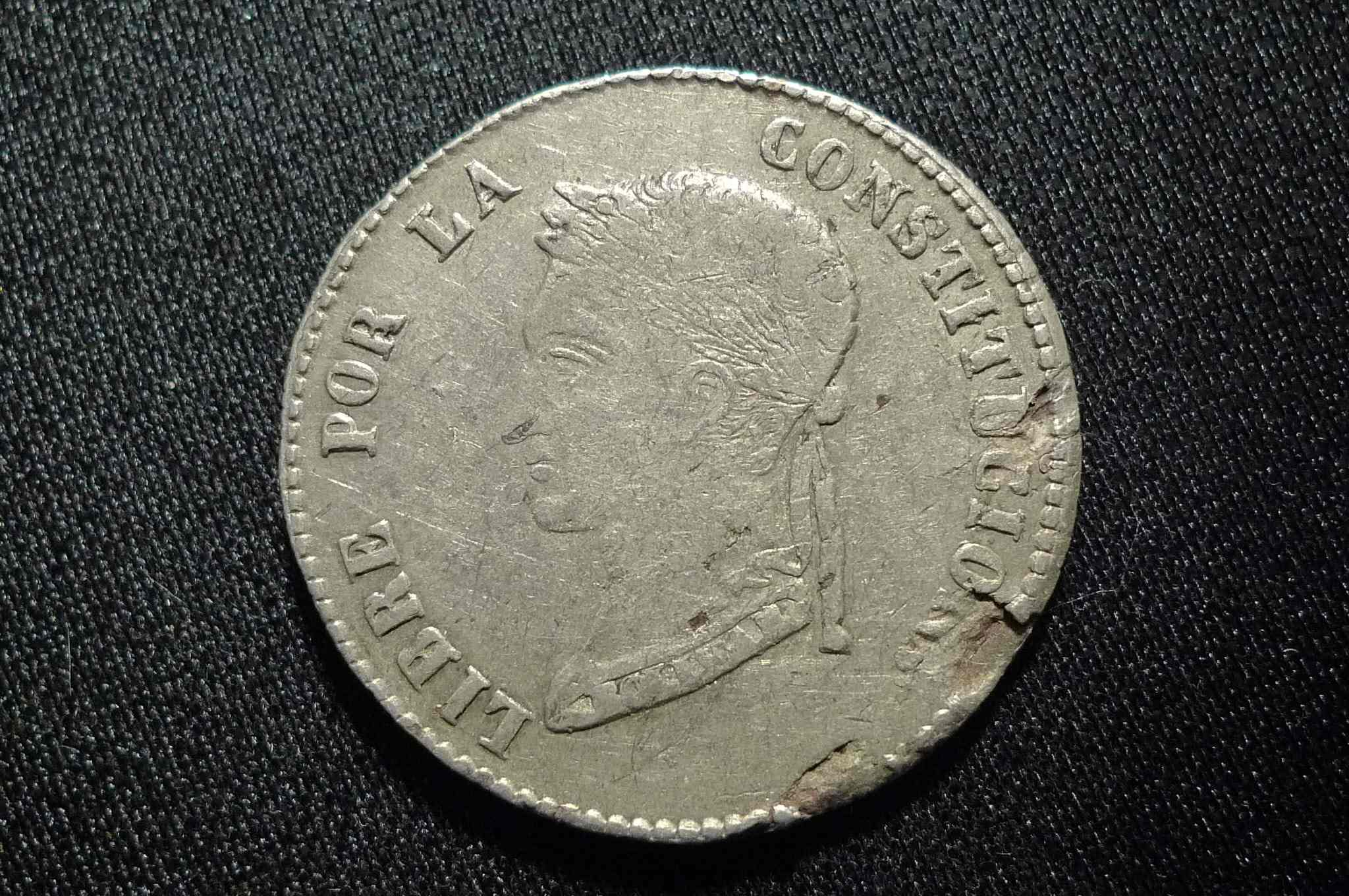 Post-A-Coin-Or-Medal-With-A-Die-Crack!