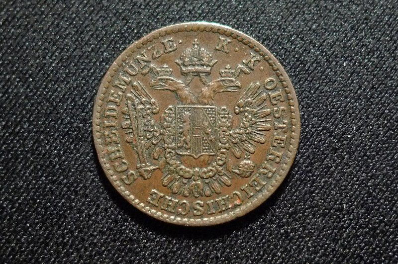 Post-Your-Coins-Depicting-Weaponry!