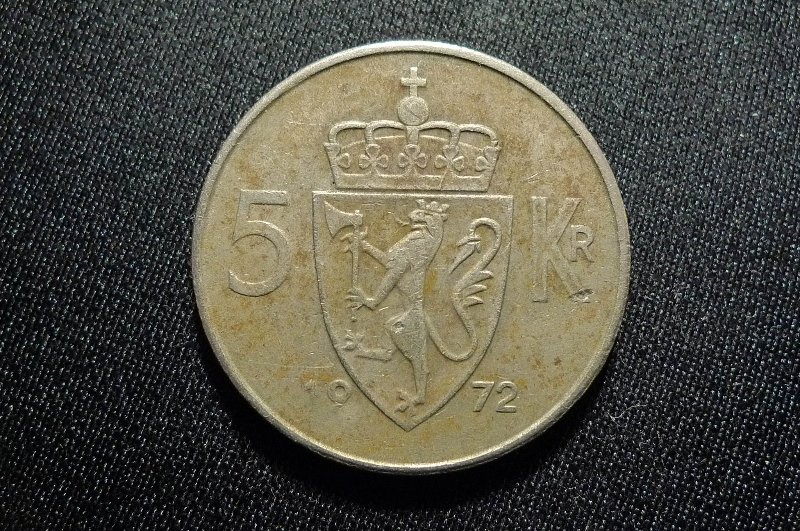 Post-Your-Coins-Depicting-Weaponry!