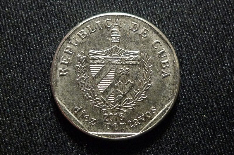 Post-A-Coin-Or-Medal-With-A-Die-Crack!