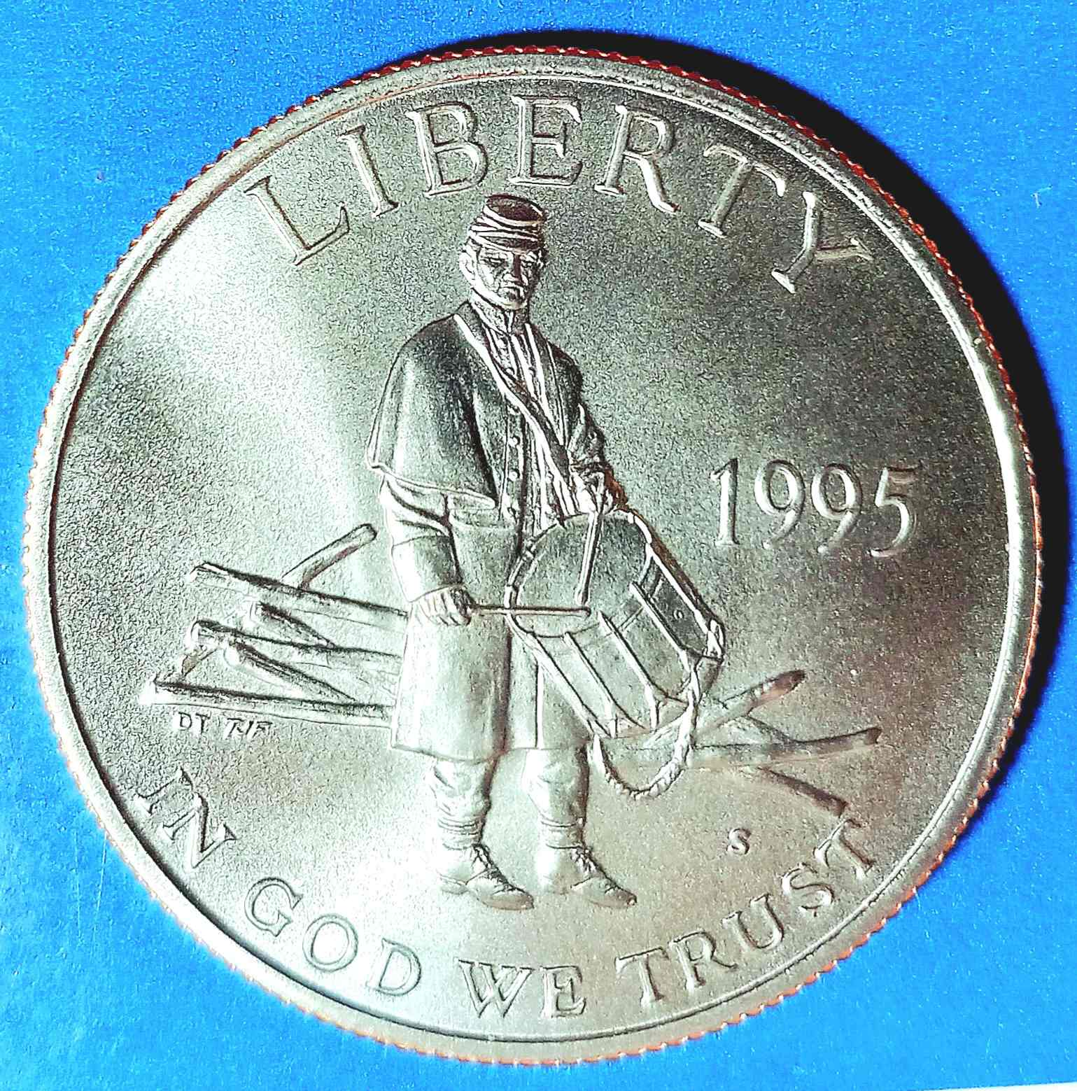 1995-S-50c-Civil-War-Drummer-Boy-In-Holder.