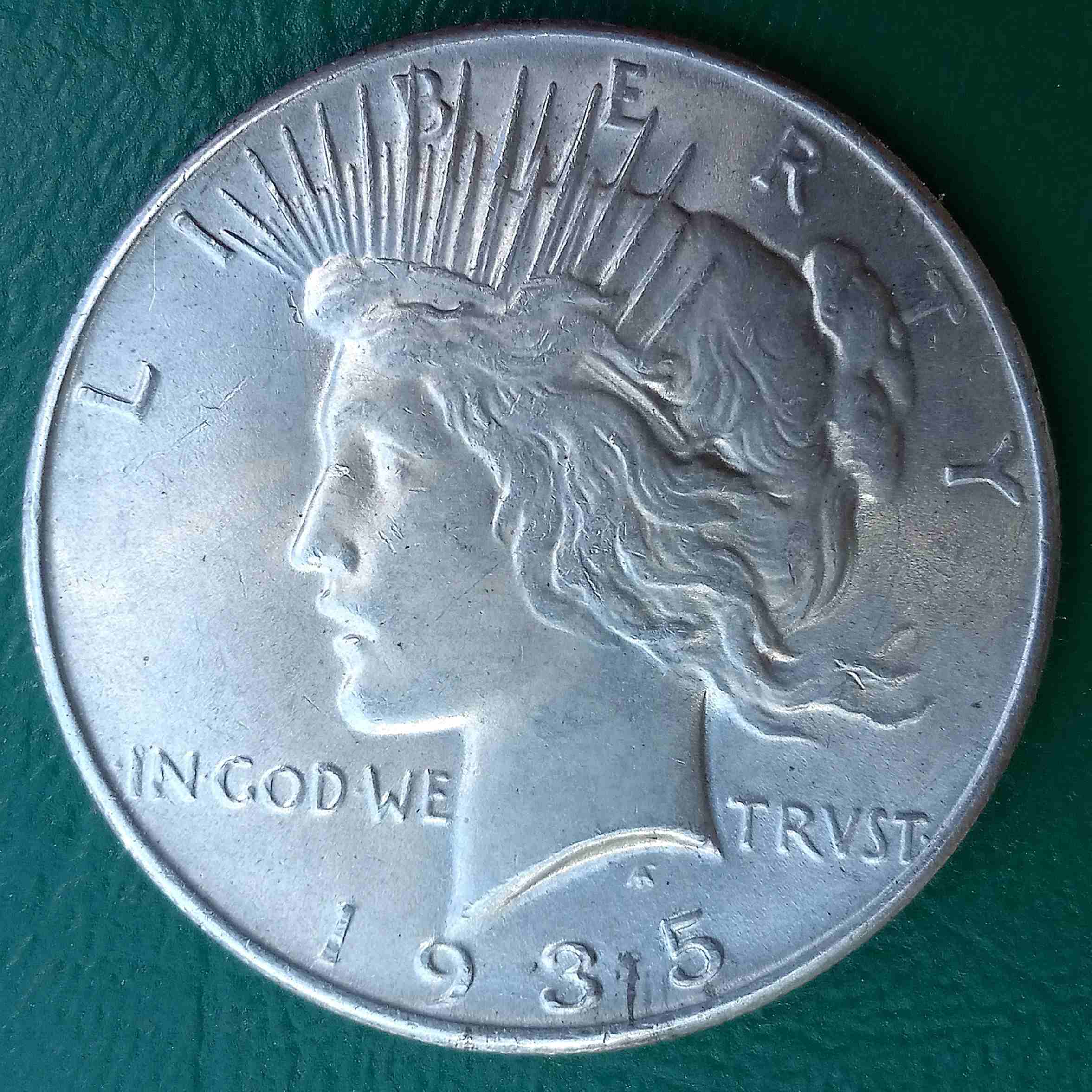 1935-Peace-Dollar-Grade