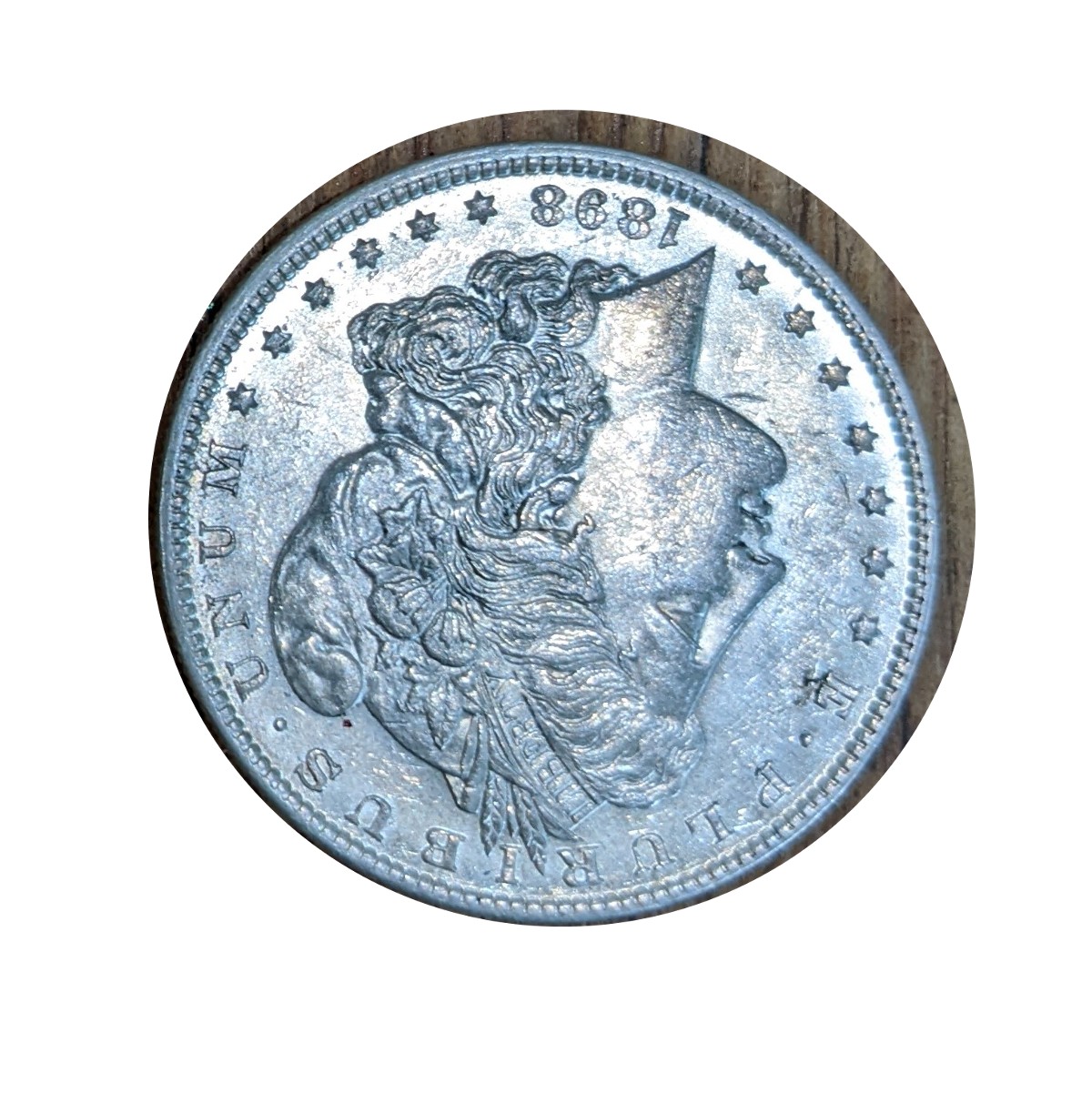 Newbie-Trying-To-Figure-Out-If-1898-Morgan-Dollar-Is-Cleaned