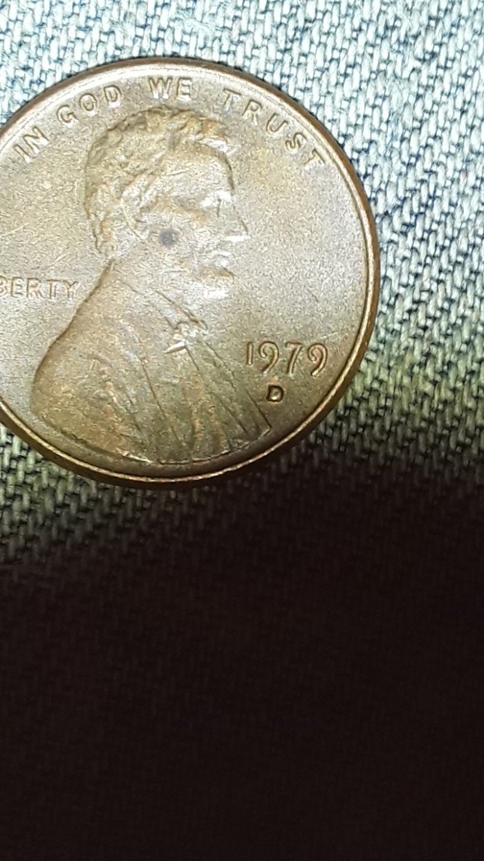 1979-D-Mint-Mark-Cent-With-A-Odd--Mint-Strike....error?-Or-A-Common-Action?