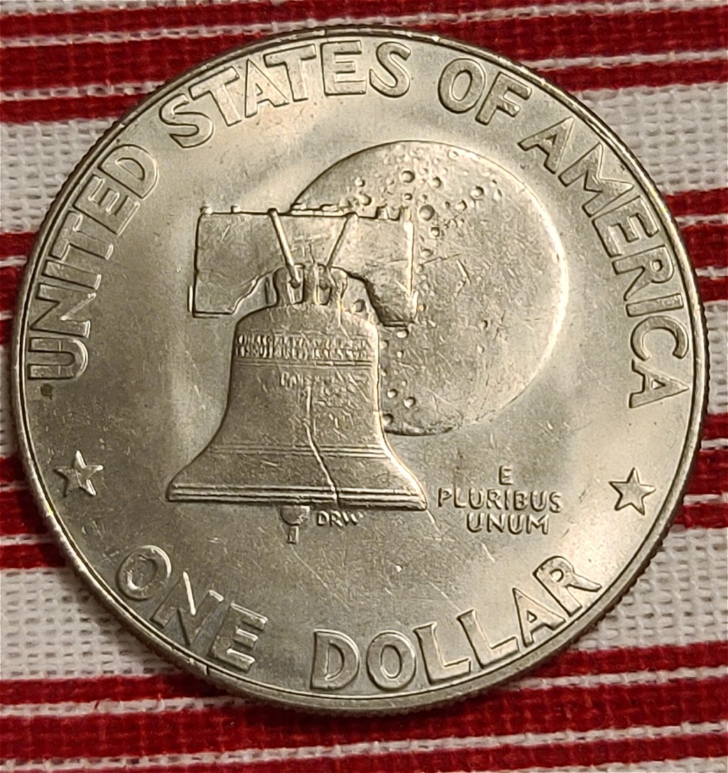 1976-D-Bicentennial-Eisenhower-Dollar-Coin-Grade?