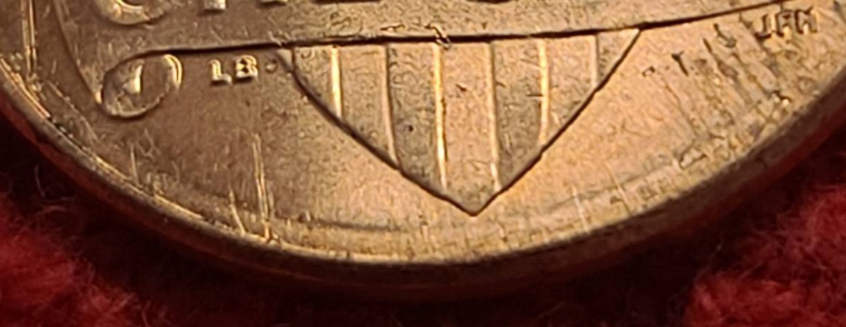 2018-Penny-Finger-Feeder-Damage?