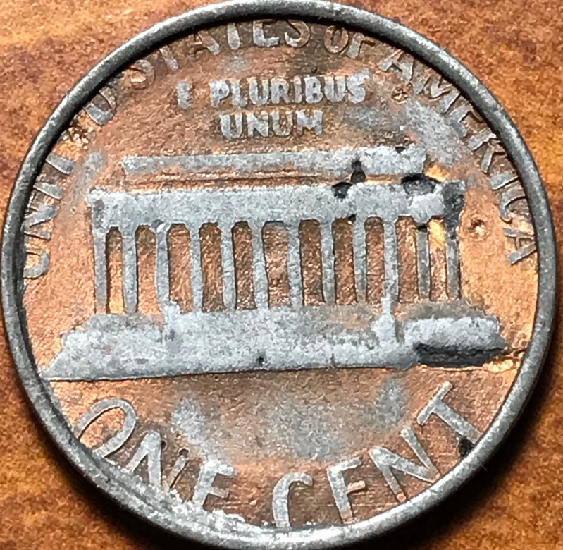 Strange-Coin-Found-In-Coin-Star-Return-Tray-1983-Cent
