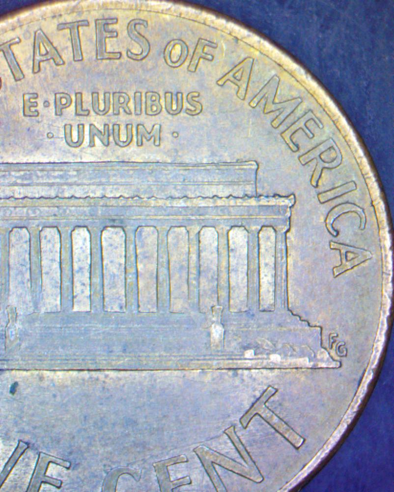 1989-LMC-With-Cracks-On-Opposite-Sides-Of-Reverse