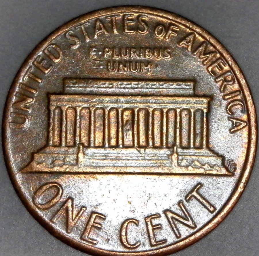 1981-LMC-:-What-Is-This-Error-Below-Lincoln's-Bust?