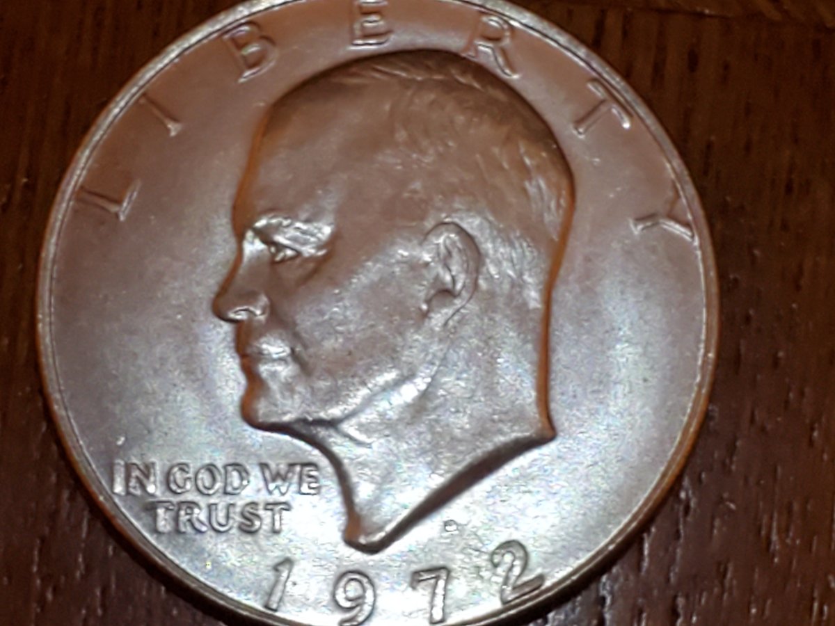 1972-Eisenhower-Dollar.-Any-Ideas-On-Type,-Or-Value?