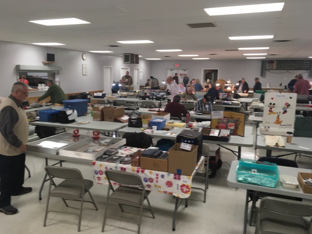 Setting-Up-For-My-First-Coin-Show---Jackson-Mich.