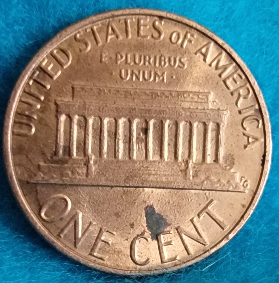 1982-P-Lincoln-Memorial-Cent-With-Ridges-On-The-Collar