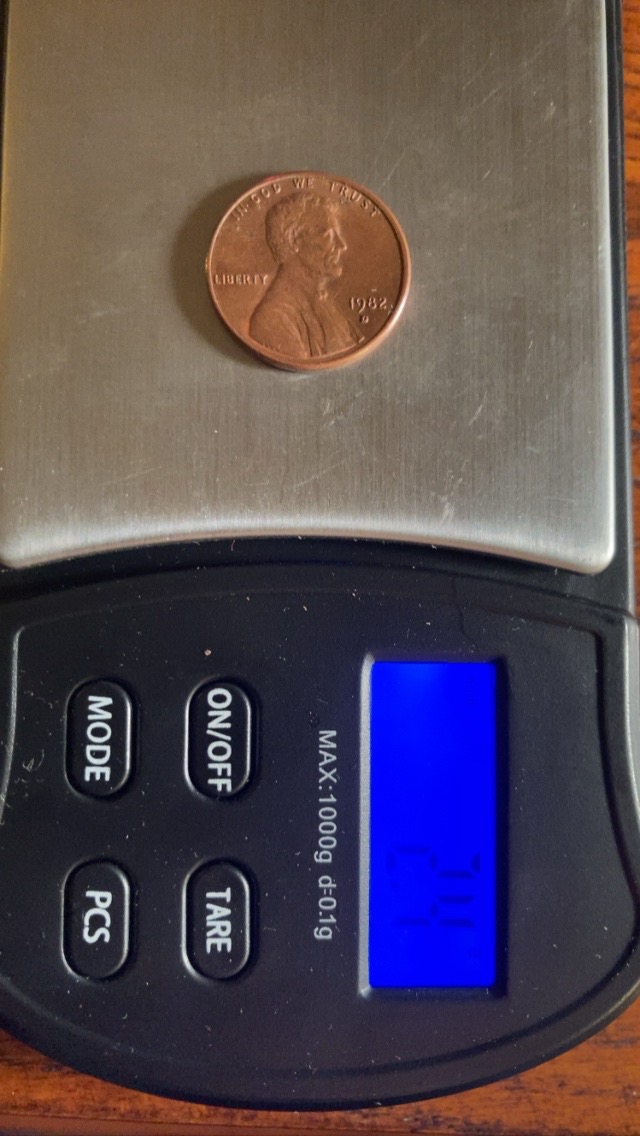 1982-And-1983-Penny's-Are-Mixed-Up-With-Weights?-Or-I-Am.