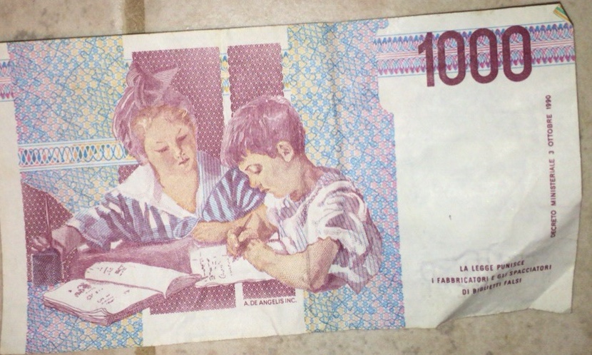 Foreign-Paper-Money-?