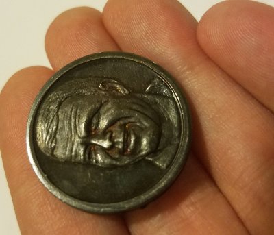 Send-Help.-Found-This-Coin-With-No-Words-Id:-Ceasars-Palace-Silver-Round