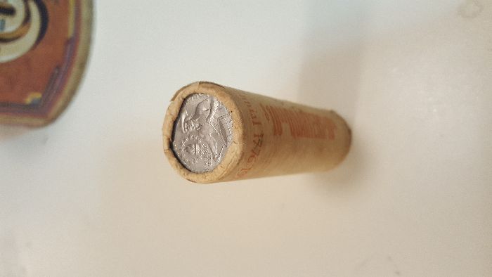 Mint-Roll-Of-Bicentennial-Quarters
