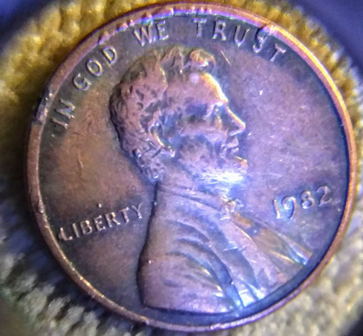 1982-Lincoln-Cent-Lots-Of-Blobs-And-Errors