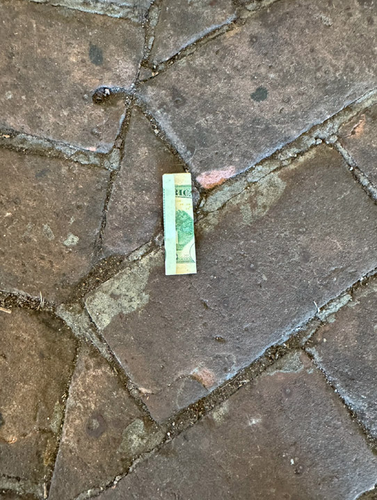 Post-Your-Stories-&-Pix-Of-Found-Money