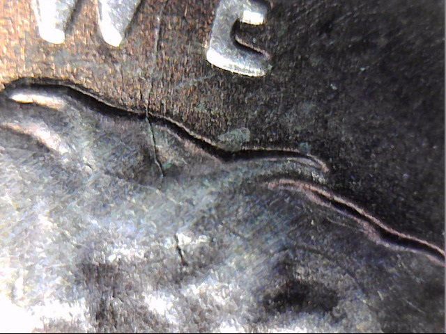 2016-P-LSC-With-Intersecting-Die-Cracks/Gouges