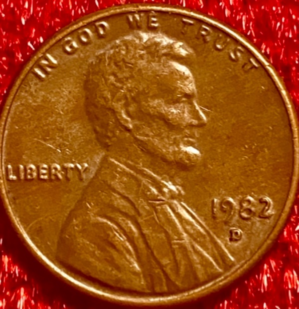 1982-D-Penny-Lg-Date,-Looks-Like-A-D-Underneath-The-2!