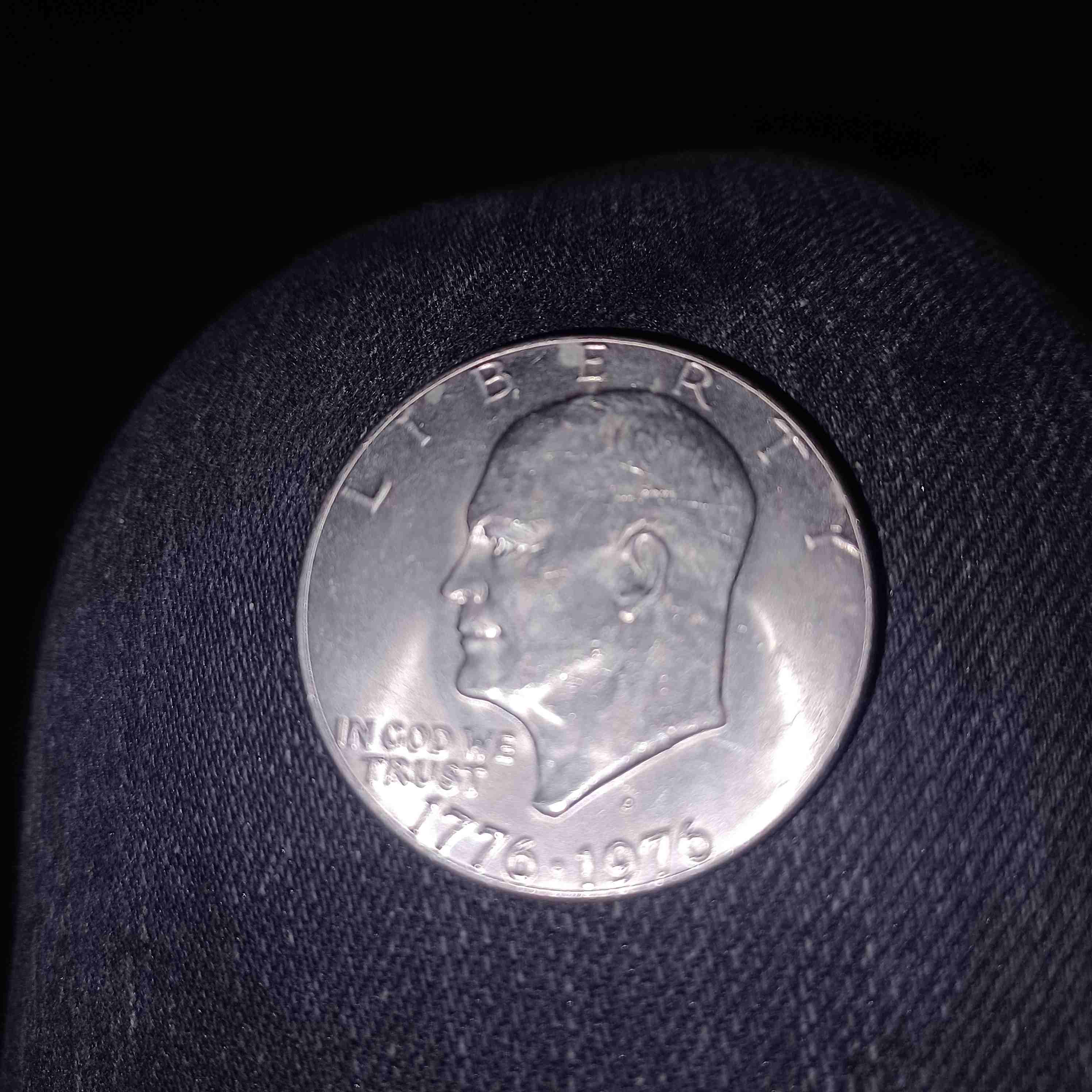 200th-Aniversary-Eisenhower-Dollar-1976-D