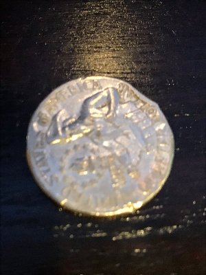 Need-Help:-1976-Quarter-Is-This-An-Error?-Obverse-And-Revers-Cuds?