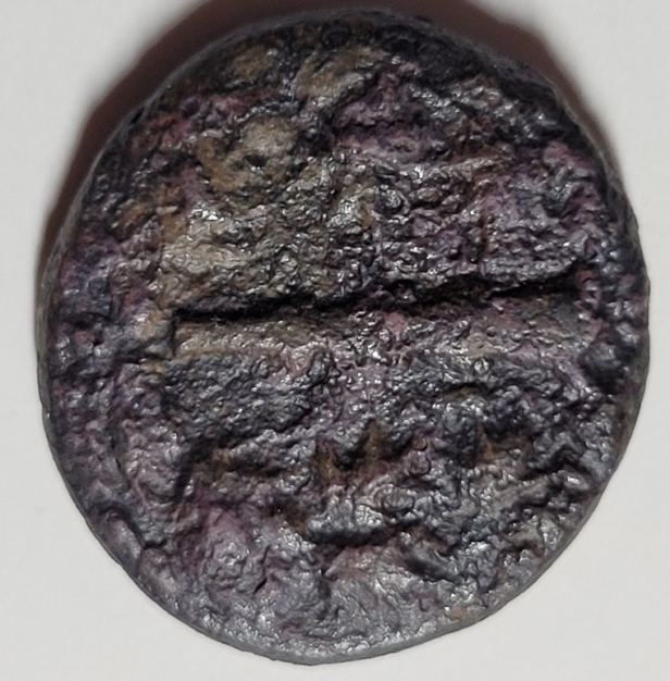 Stuck-With-Coin-Id.-No-Lettering.-Any-Thoughts?