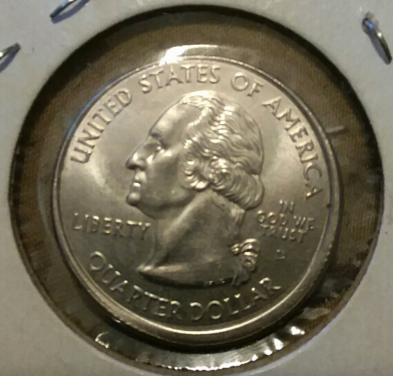 Weird-Collar-On-Quarter-Uncirculated-2001