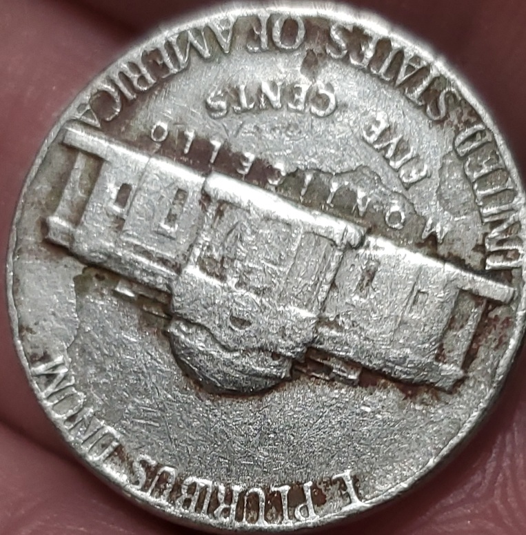 Would-Like-Help-Identifying-Error/Issue-With-A-1975-D-Nickel
