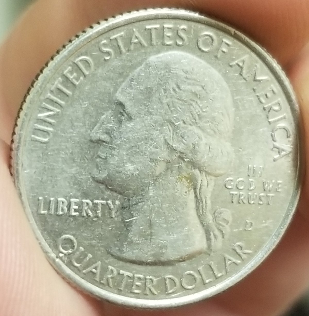 2010-D-Mount-Hood-Quarter.-Wierd-