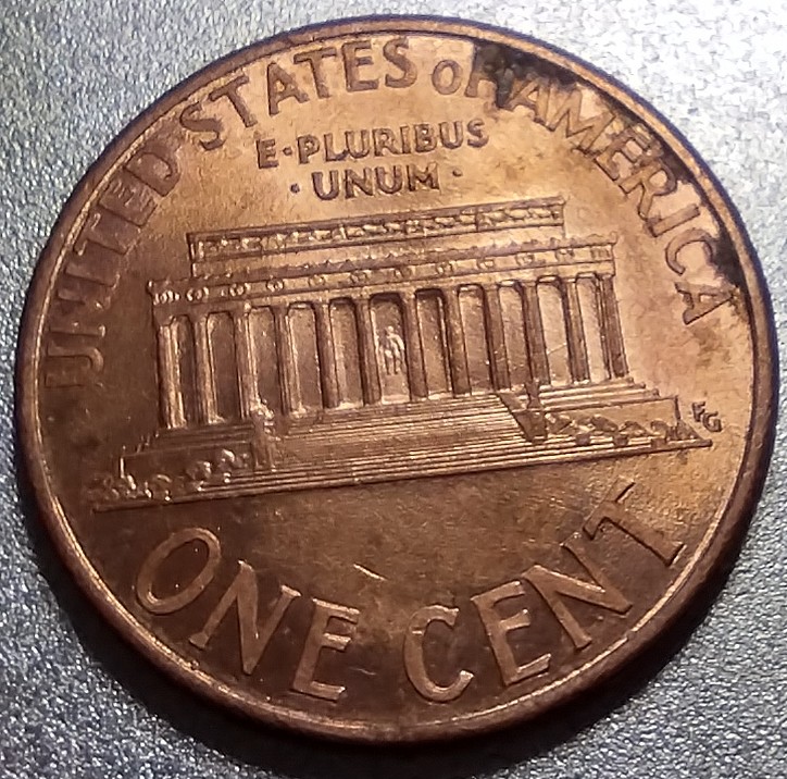 1996-D-Penny-Rev.-Behind-Columns.-Die-Gouge?-Feeder-Finger-Scrapes?
