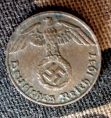 Found-This..-Anybody-Know-Anything-About-It