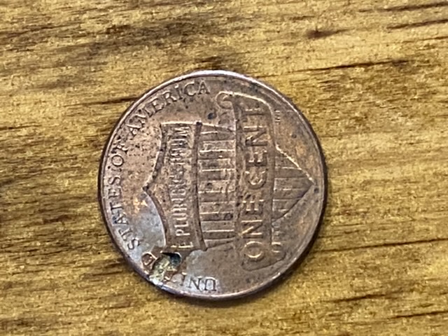 2010-Penny-With-A-Hole