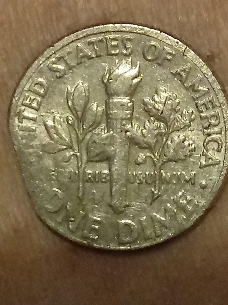 2005-D-Dime-Never-Seen-This-Before-Please-Help!