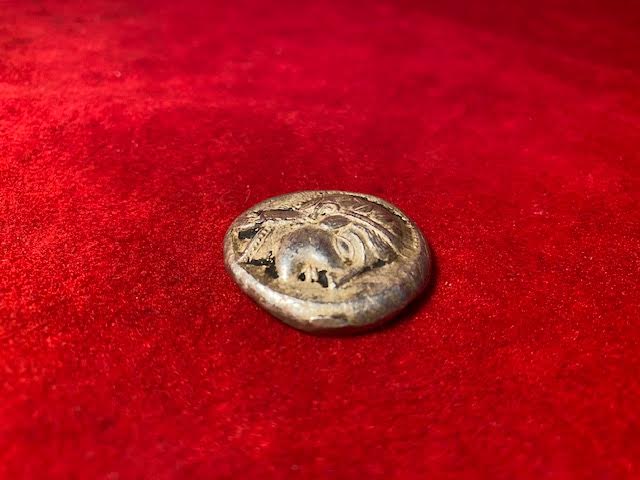 Please-Help-Identify-This-Ancient-Roman-Coin