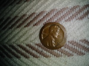 1940-Somethig-Wheat-Penny-With-Only-3-Digets-And-Is-Heavily-Damaged