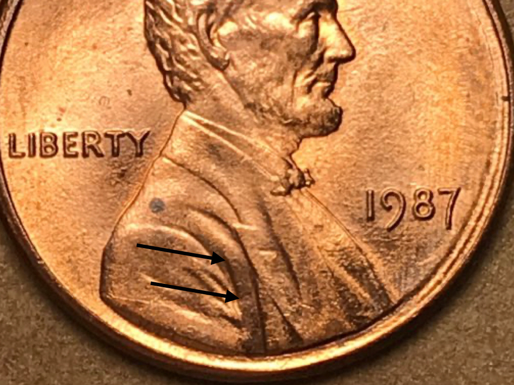 1987-Lincoln-Cent,-Buttons?-Or-More-Random-