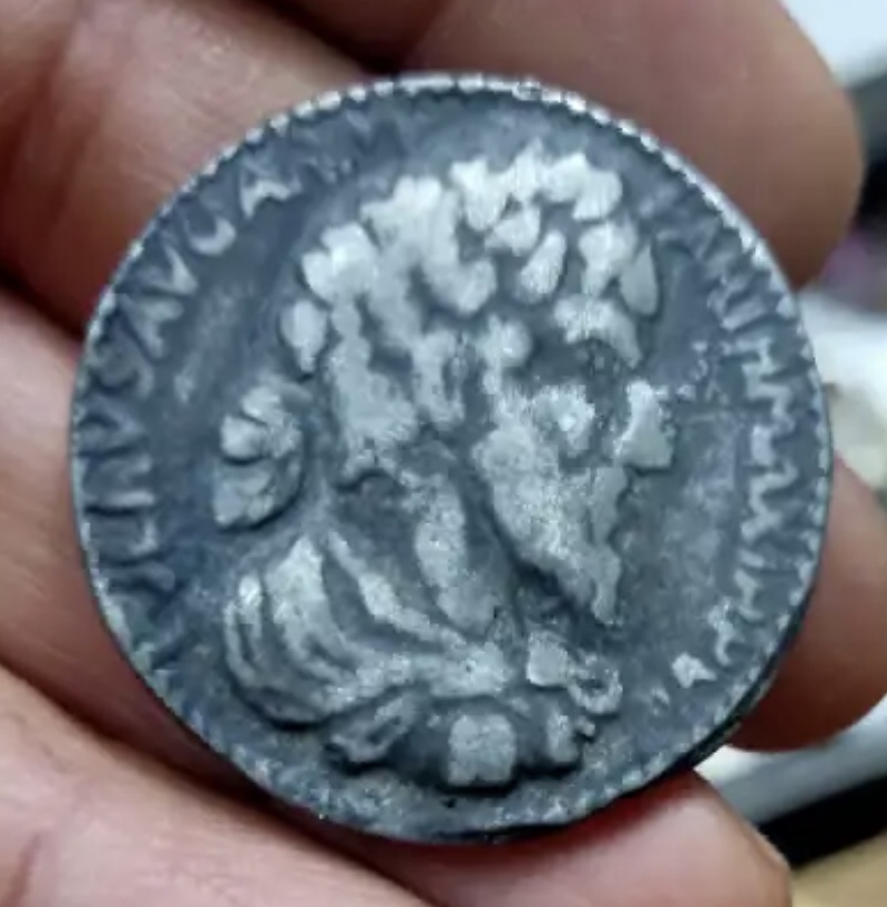 2017-Years-Old-Coin-And-I-Need-Help